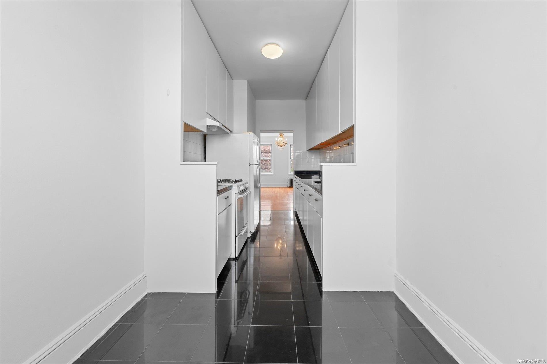 #7 photo, 59-11 Queens Blvd, কুইন্‌স Woodside , NY 11377