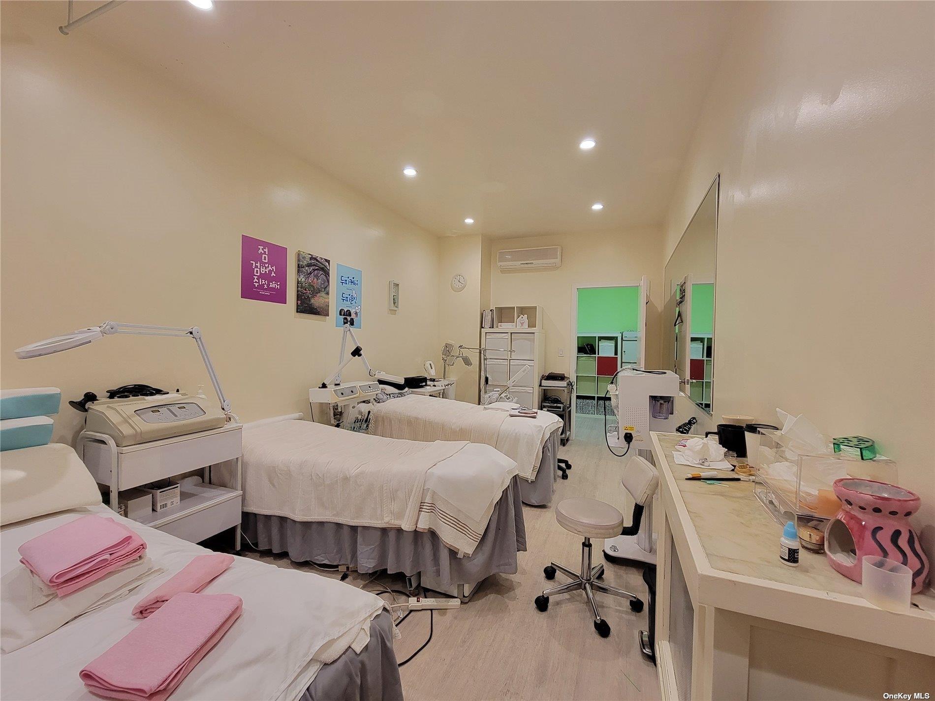 #3 photo, 161-07 Northern Boulevard, クイーンズ区 Flushing , NY 11358