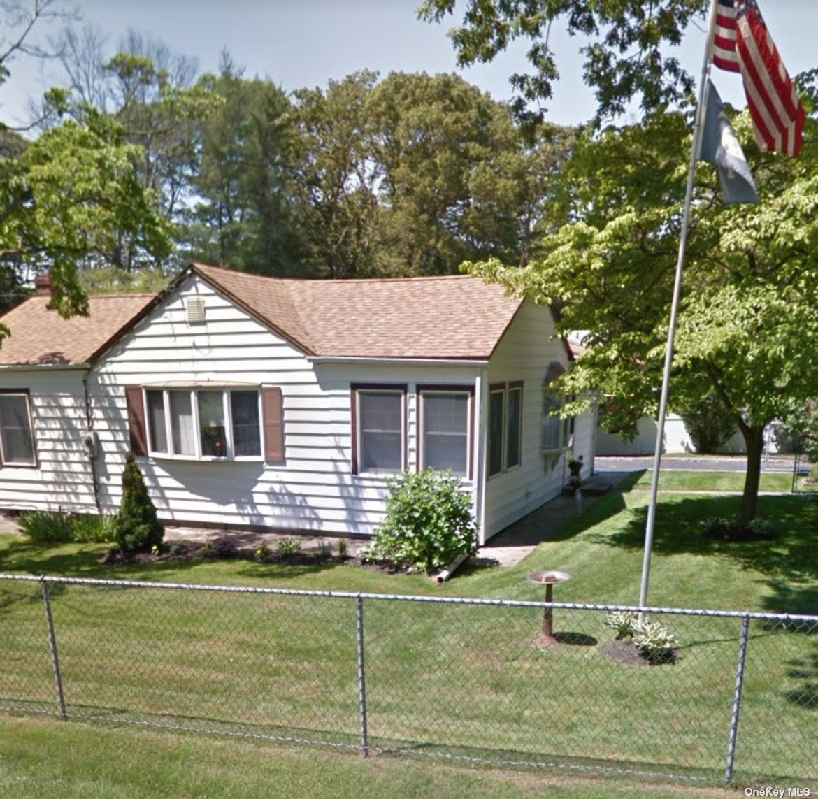 #1 photo, 54 Ulrich Road, サフォーク郡 Centereach , NY 11720