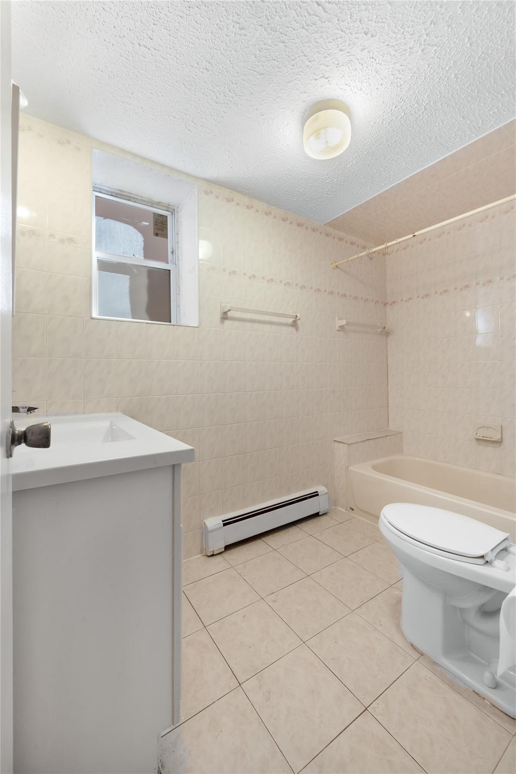 #17 photo, 594 E 92nd Street, Brooklyn , NY 11236