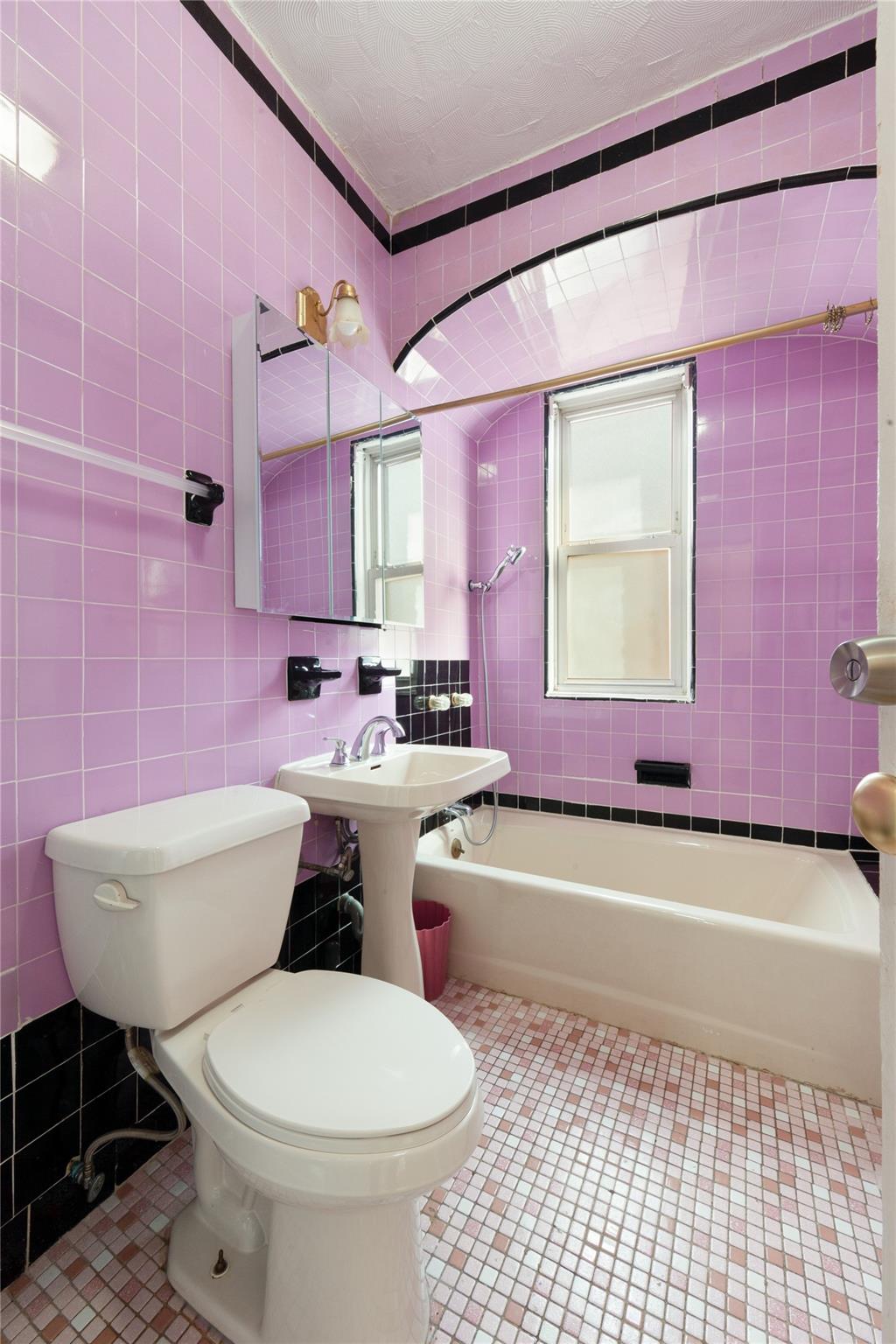 #19 photo, 594 E 92nd Street, Brooklyn , NY 11236