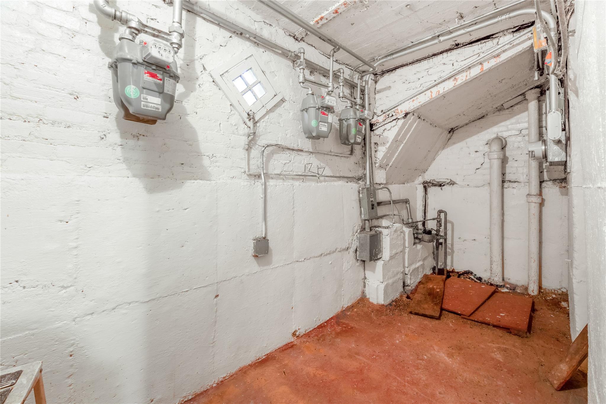 #20 photo, 594 E 92nd Street, Brooklyn , NY 11236