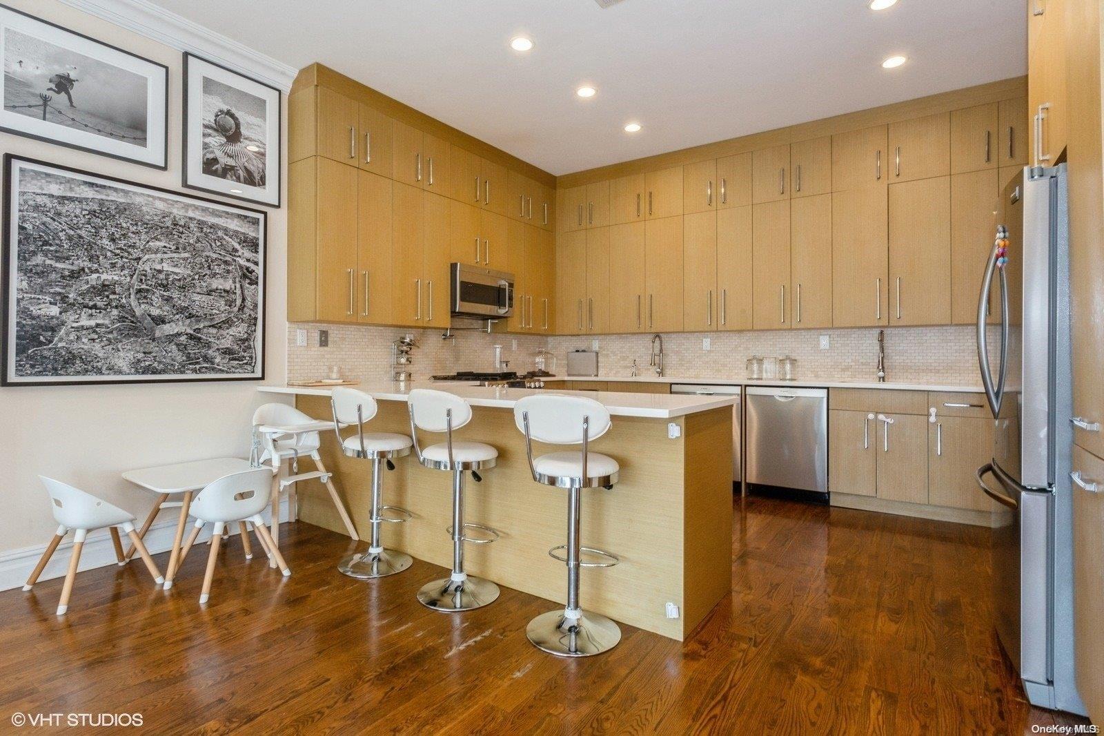 #11 photo, 260 Central Avenue, ナッソー郡 Lawrence , NY 11559