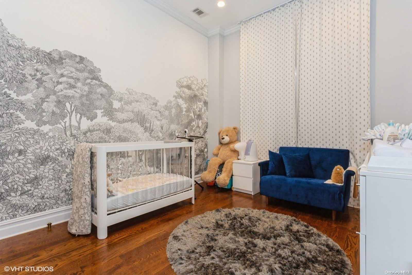 #17 photo, 260 Central Avenue, ナッソー郡 Lawrence , NY 11559