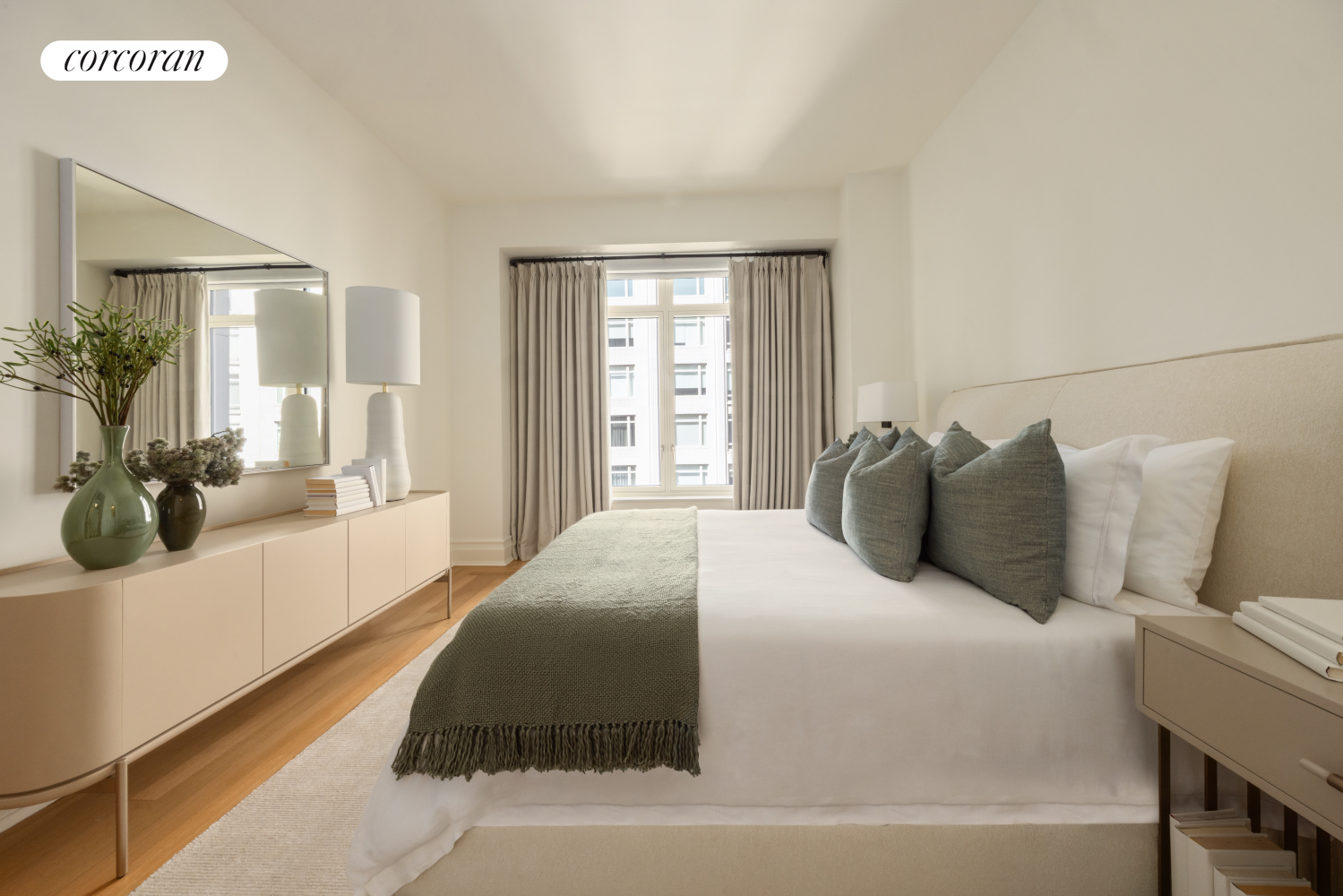 #17 photo, 15 CENTRAL Park W, マンハッタン Lincoln Square , NY 10023