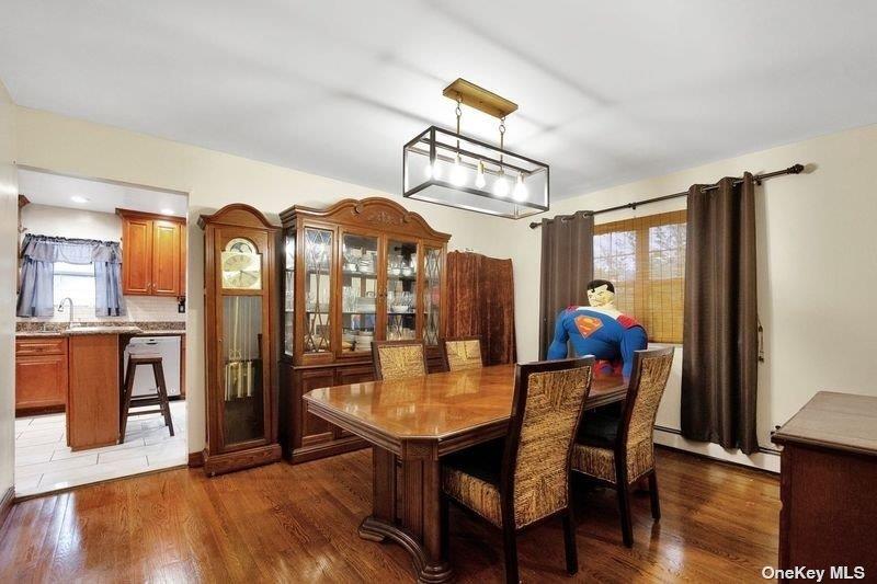 #15 photo, 216 Swalm Street, Westbury , NY 11590