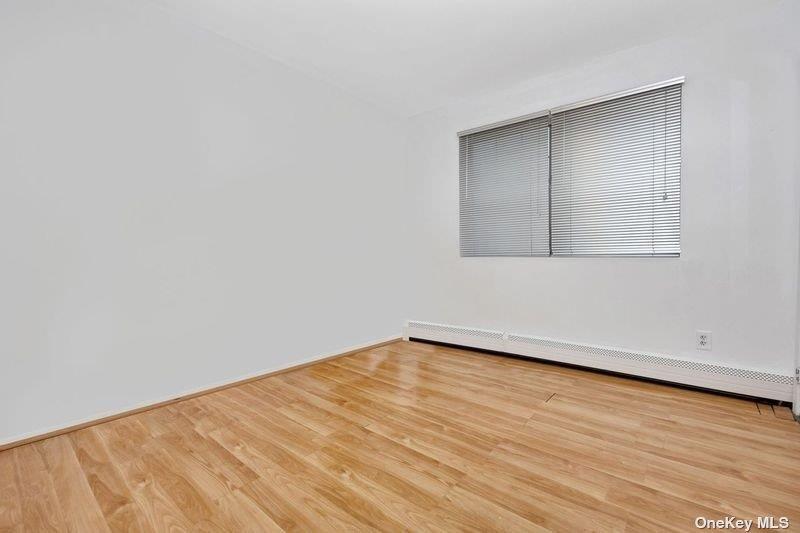 #20 photo, 216 Swalm Street, Westbury , NY 11590