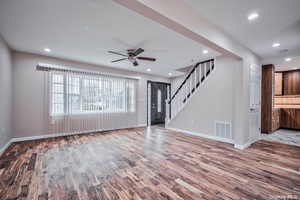 #12 photo, 6 George Avenue, ナッソー郡 Hicksville , NY 11801