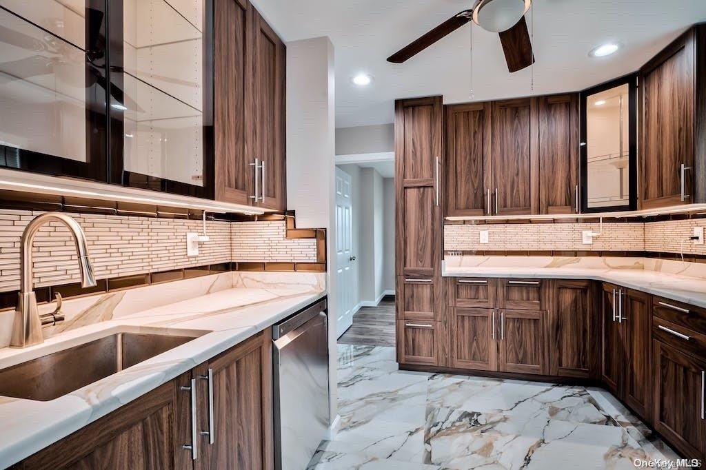 #18 photo, 6 George Avenue, ナッソー郡 Hicksville , NY 11801