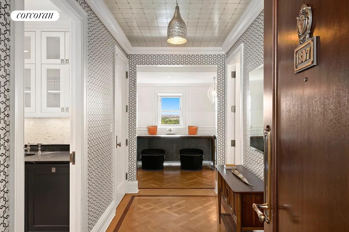 #12 photo, 1 CENTRAL Park S, Central Park South , NY 10019