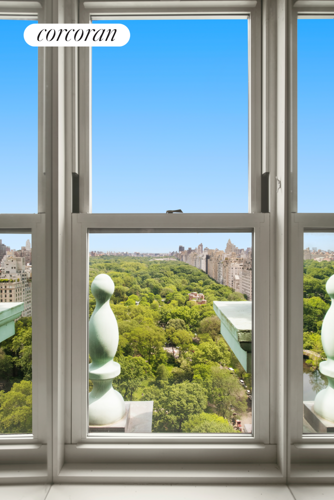 #8 photo, 1 CENTRAL Park S, マンハッタン Central Park South , NY 10019