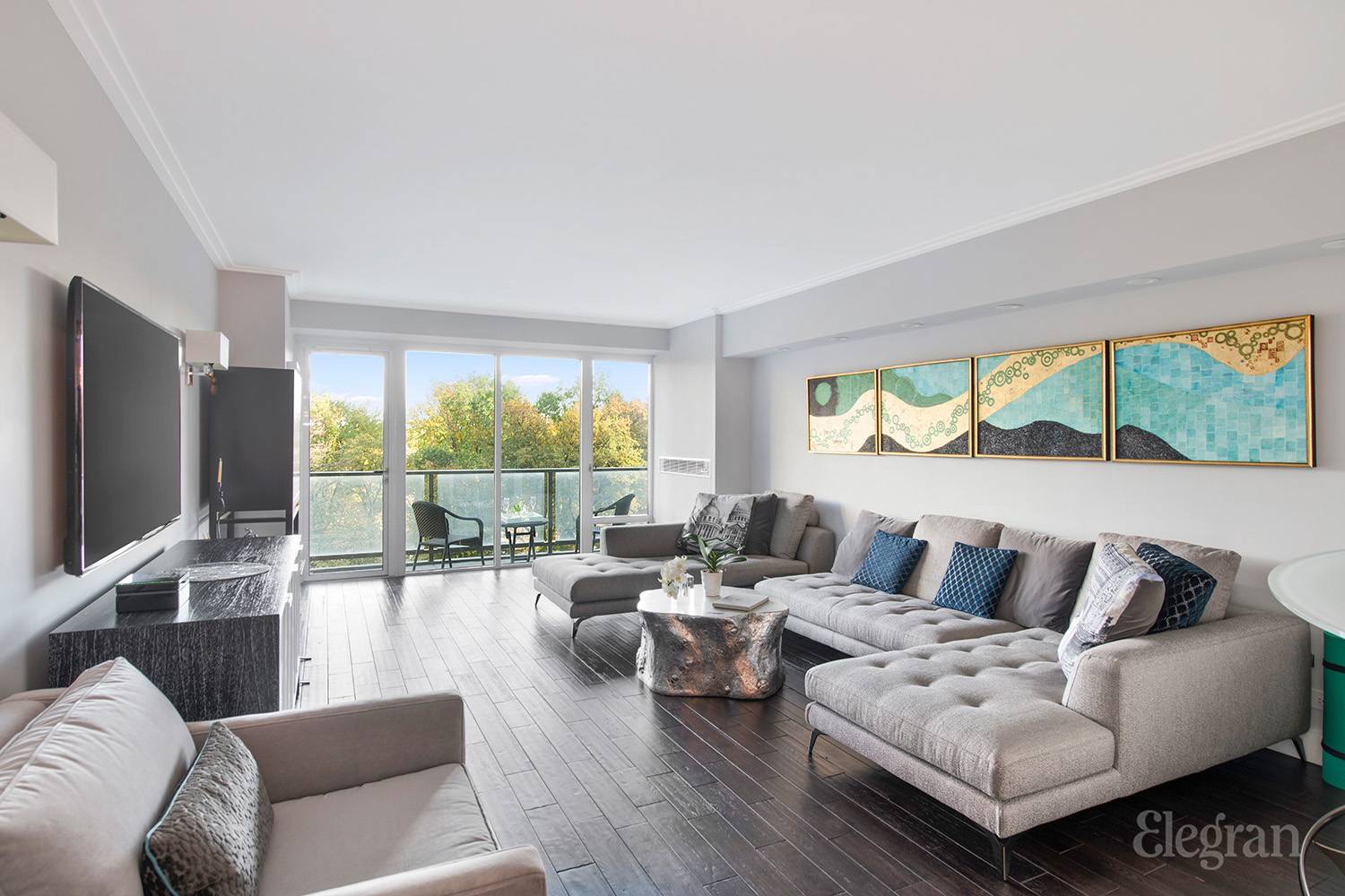 #3 photo, 210 Central Park S, マンハッタン Central Park South , NY 10019