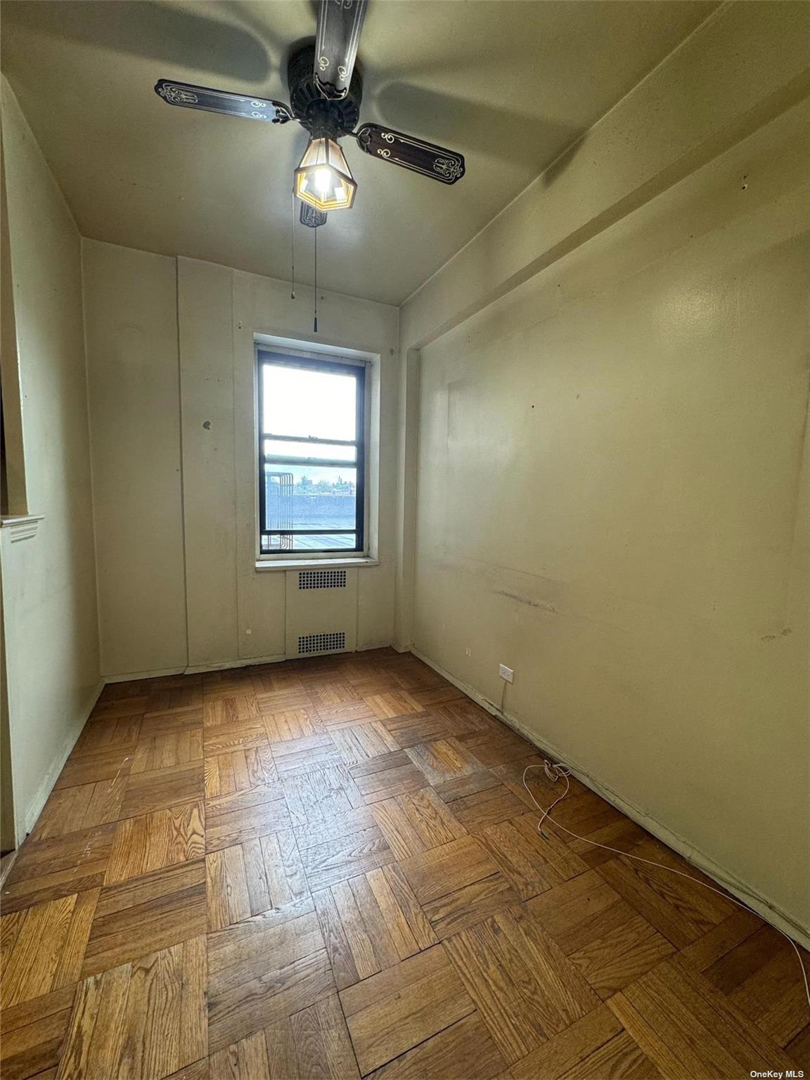 #8 photo, 67-76 Booth Street, Forest Hills , NY 11375