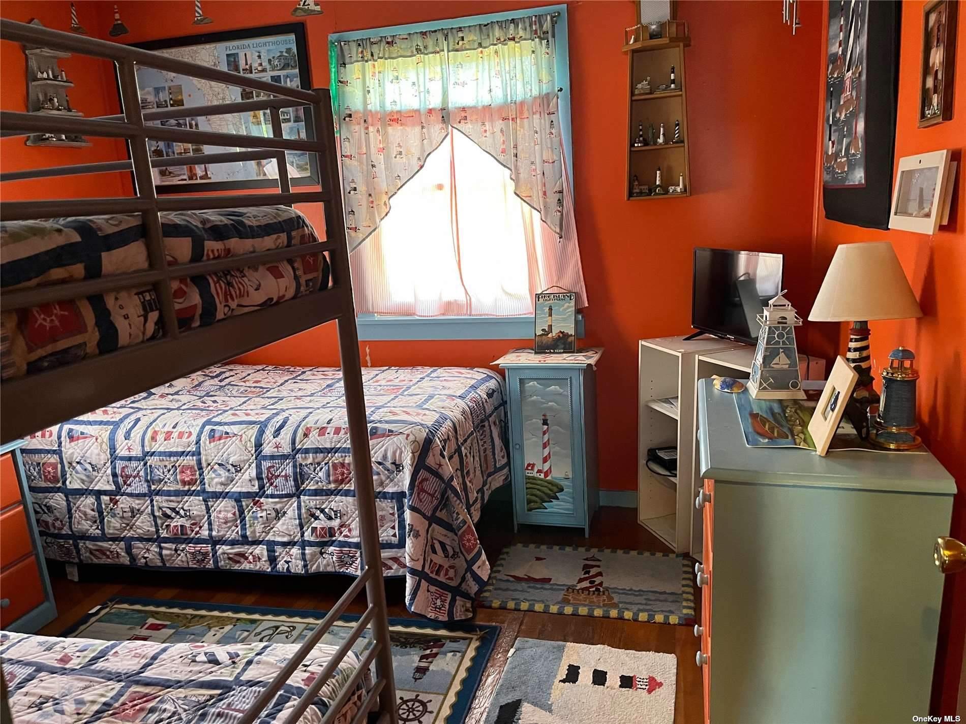 #13 photo, 4 Surfview Walk, Seaview , NY 11770