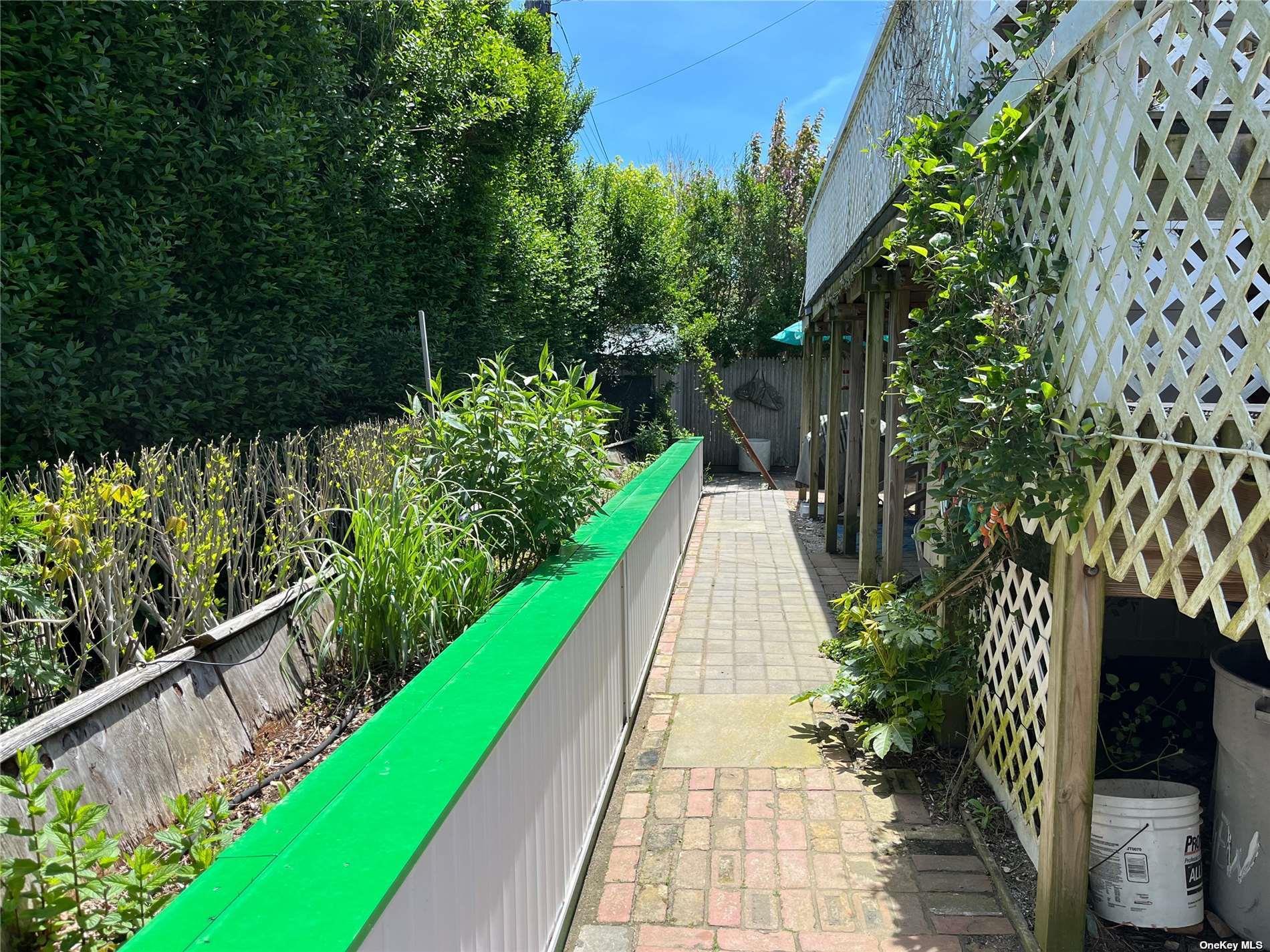 #15 photo, 4 Surfview Walk, Seaview , NY 11770