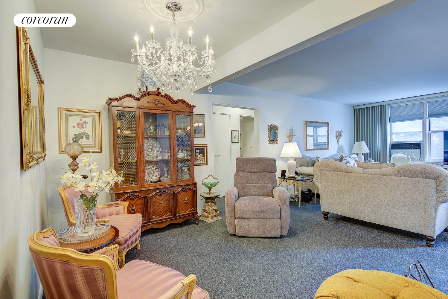 #8 photo, 67-30 CLYDE Street, クイーンズ区 Forest Hills , NY 11375