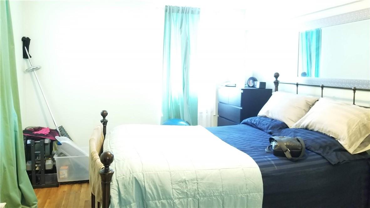 #4 photo, 1425 Thieriot Avenue, Bronx , NY 10466