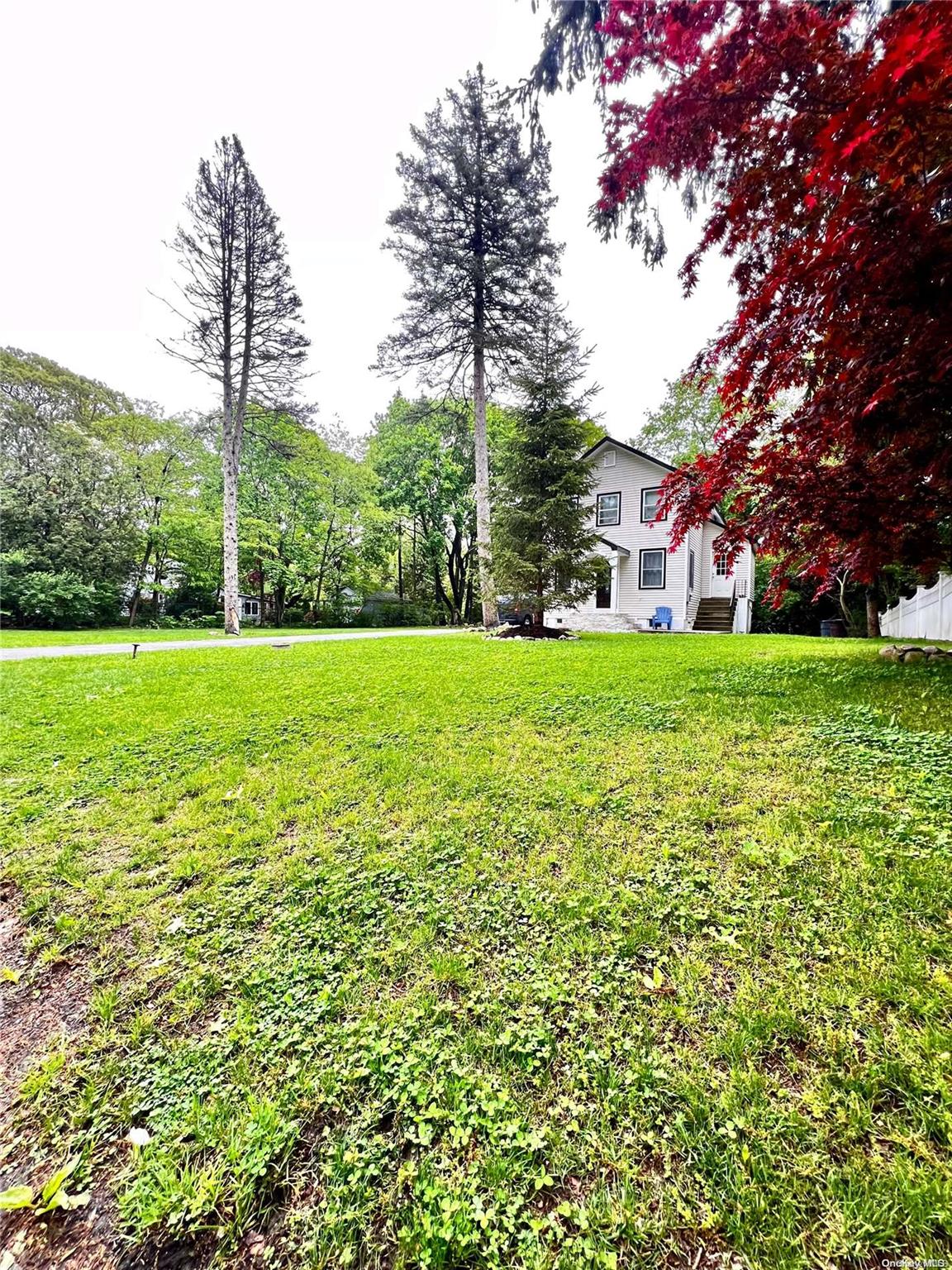 #1 photo, 46 Luyster Street, サフォーク郡 Huntington Station , NY 11746