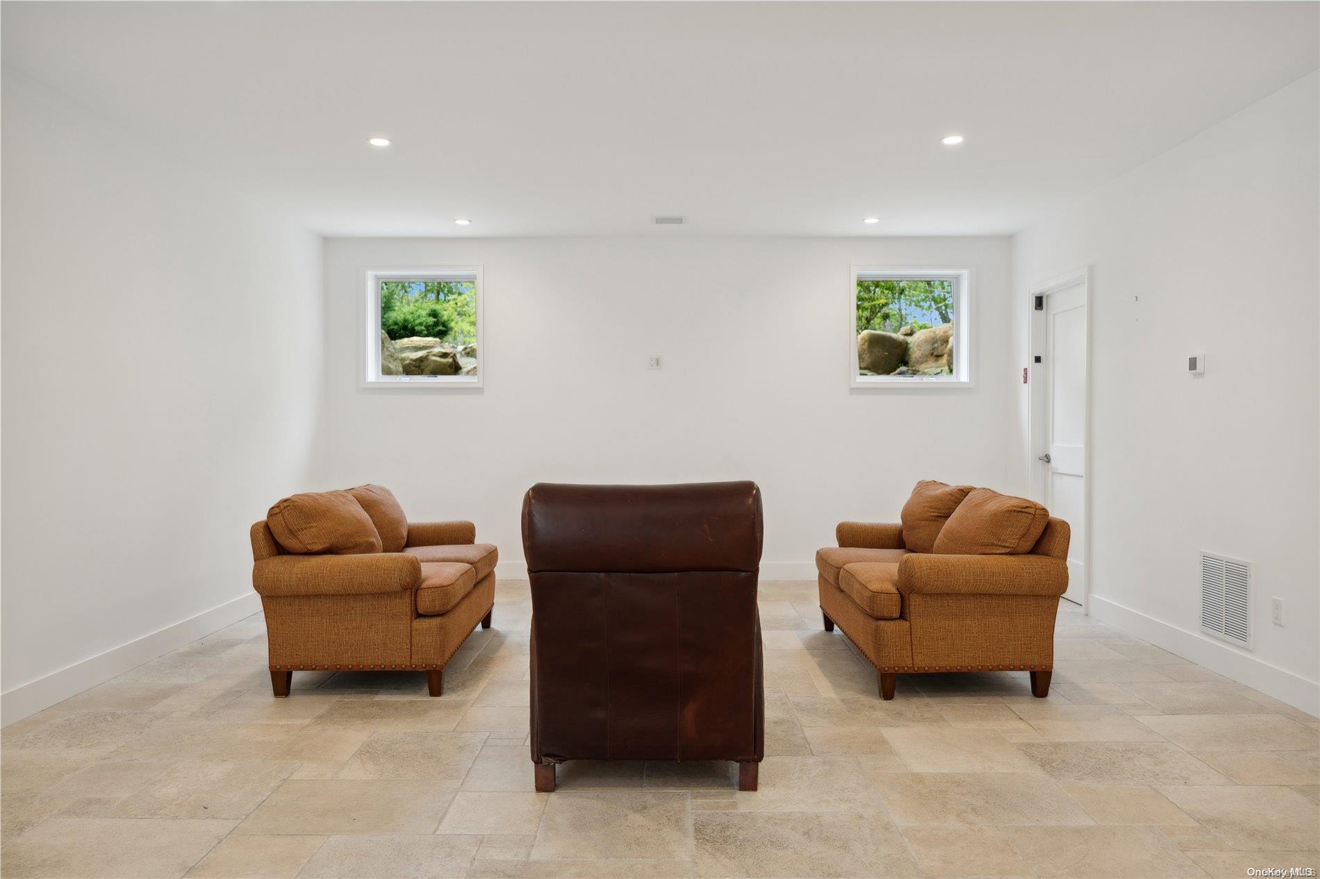 #13 photo, 15 Hill Side Lane, サフォーク郡 East Hampton , NY 11937