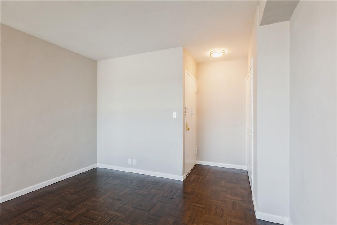 #3 photo, 1 Fordham hill Oval, 브롱크스 Bronx , NY 10468