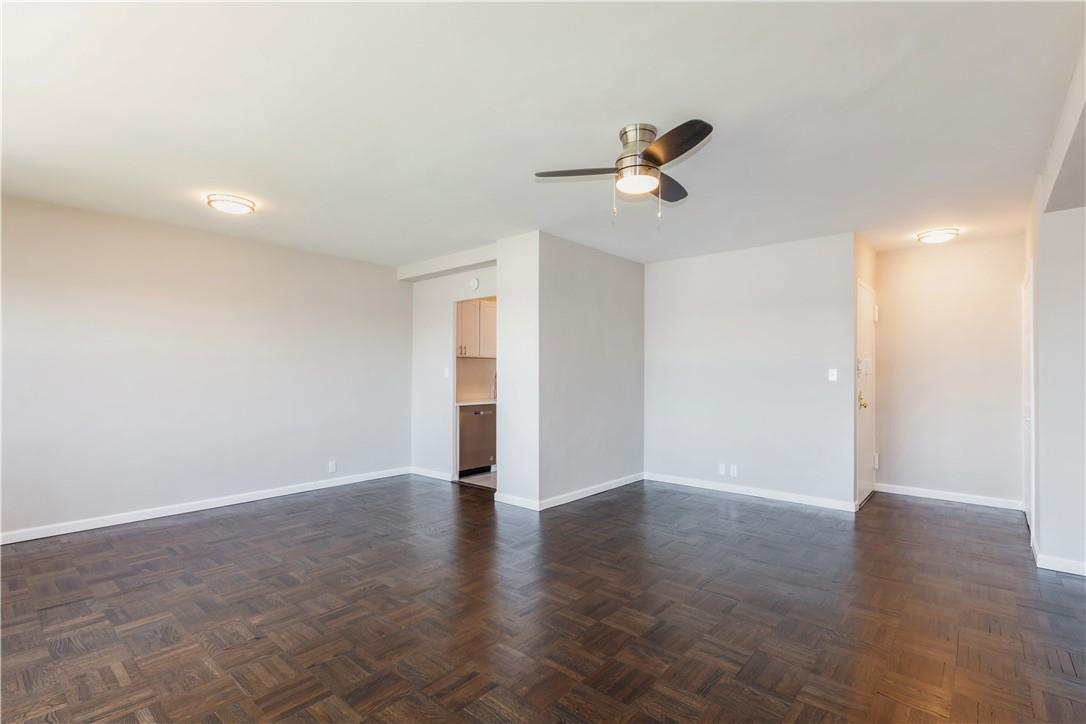 #6 photo, 1 Fordham hill Oval, 브롱크스 Bronx , NY 10468