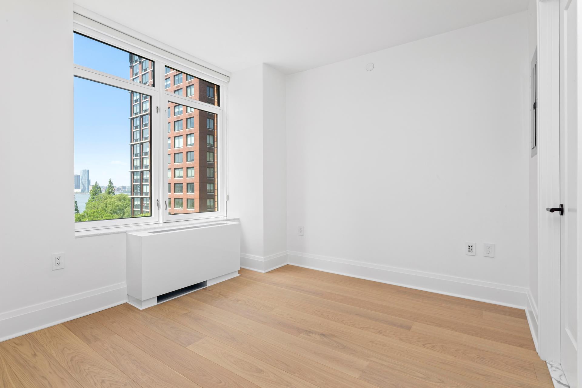 #1 photo, 325 N END Avenue, Battery Park City , NY 10282