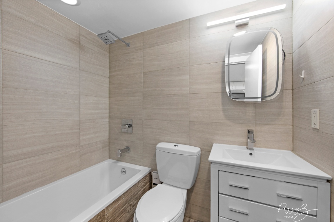 #10 photo, 1438 Bushwick Avenue, ブルックリン区 Bushwick , NY 11207