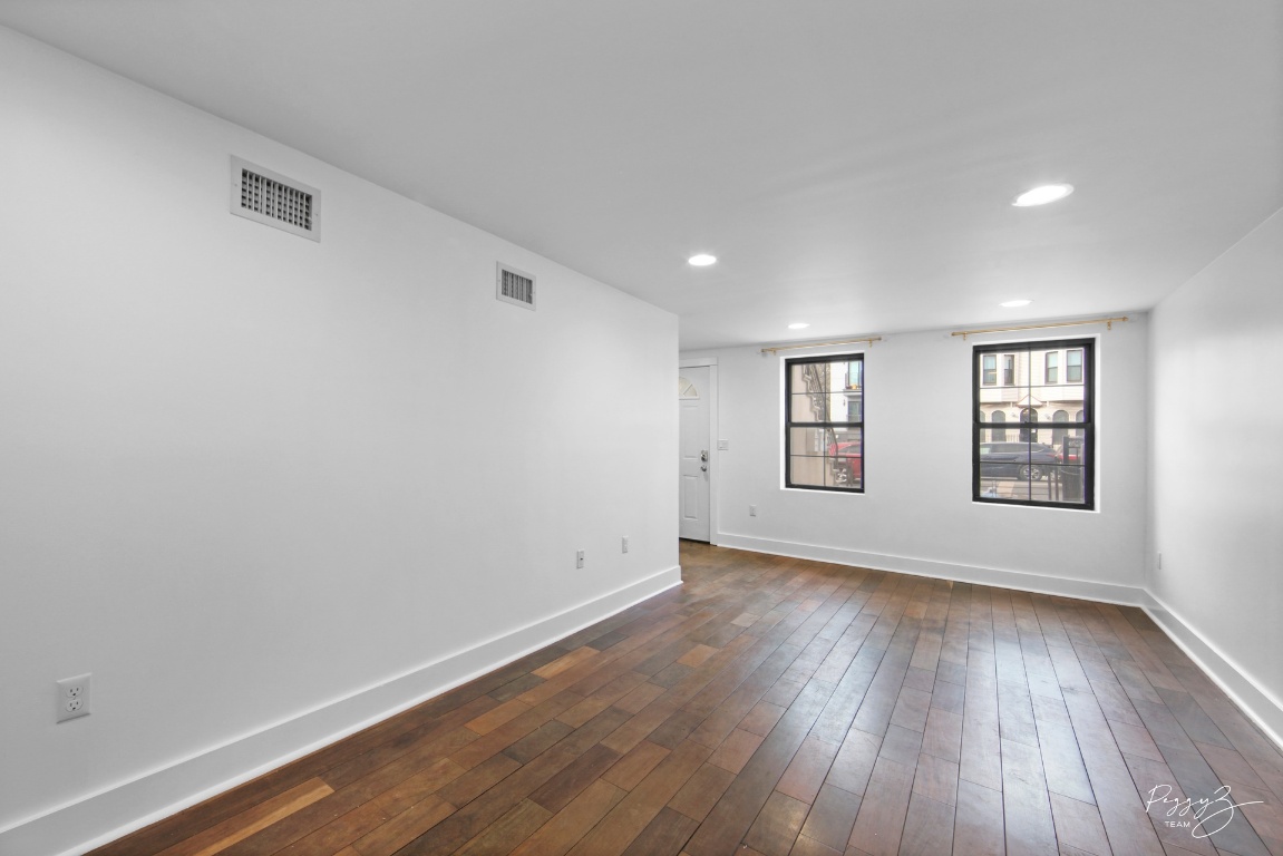 #6 photo, 1438 Bushwick Avenue, ブルックリン区 Bushwick , NY 11207