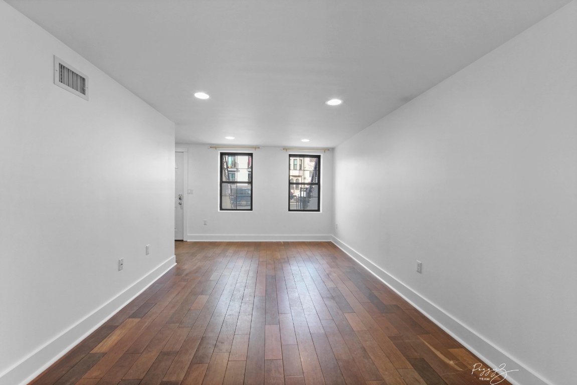 #7 photo, 1438 Bushwick Avenue, ブルックリン区 Bushwick , NY 11207