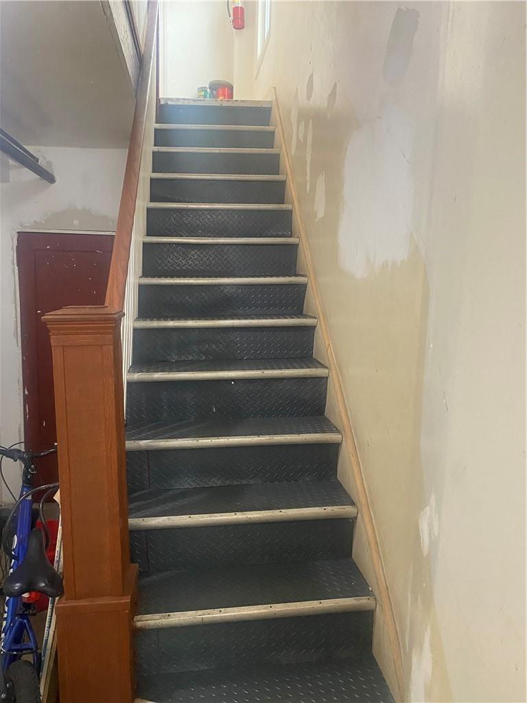 #5 photo, 1154 E 212th Street, ブロンクス区 Bronx , NY 10469