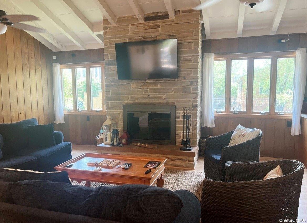 #2 photo, 892 Evergreen Walk, Ocean Beach , NY 11770