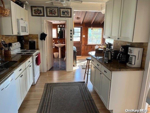 #5 photo, 898 Evergreen Walk, Ocean Beach , NY 11770