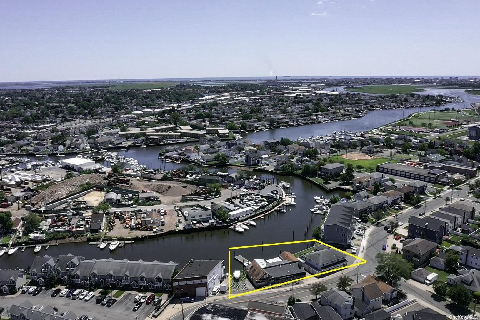 #5 photo, 84, 76-78 Front Street, ナッソー郡 East Rockaway , NY 11518