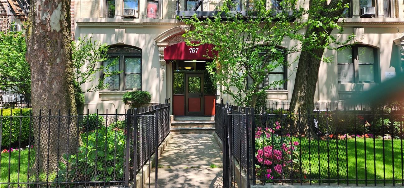 #9 photo, 767 Eastern Parkway, ブルックリン区 Brooklyn , NY 11213