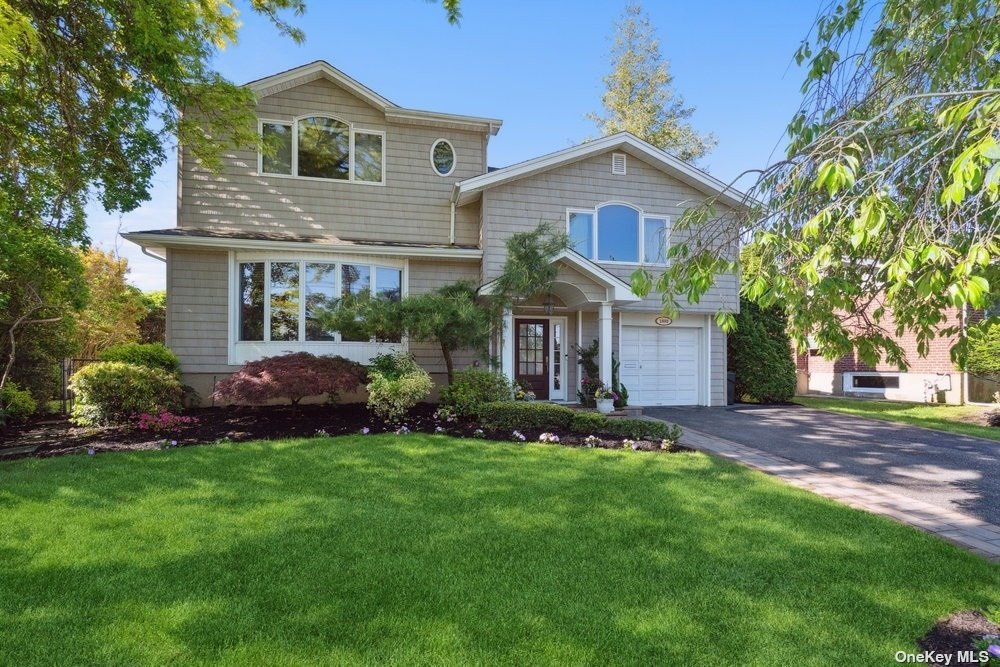 #1 photo, 1890 George Court, Merrick , NY 11566