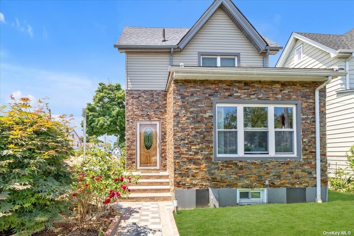 #1 photo, 11220 210 Street, Queens Village , NY 11429