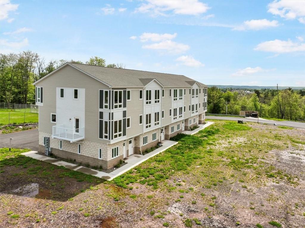 #5 photo, 530 W Broadway, Monticello , NY 12701