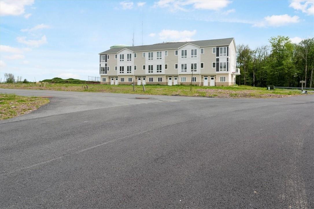 #6 photo, 530 W Broadway, Monticello , NY 12701