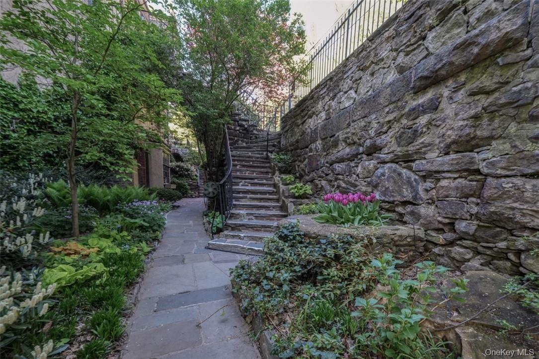 #14 photo, 2501 Palisade Avenue, ブロンクス区 Bronx , NY 10463