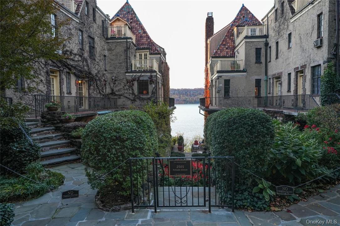 #2 photo, 2501 Palisade Avenue, ブロンクス区 Bronx , NY 10463