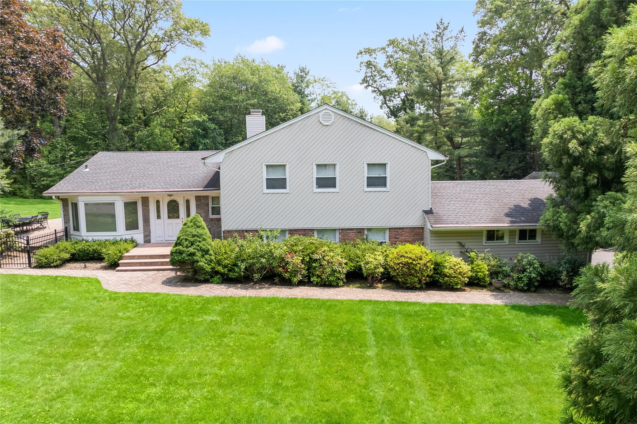 #2 photo, 21 Kodiak  Drive, ナッソー郡 Woodbury , NY 11797