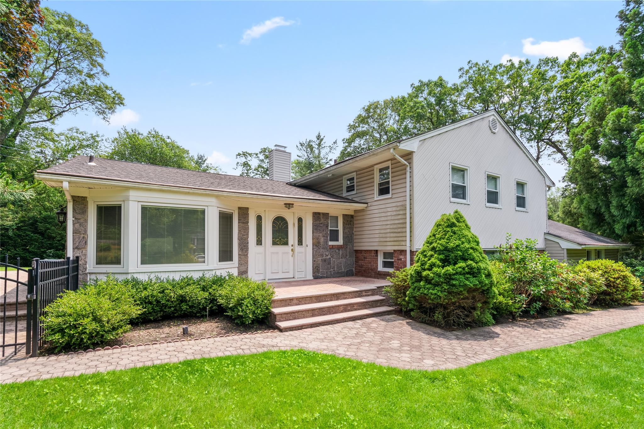 #3 photo, 21 Kodiak  Drive, ナッソー郡 Woodbury , NY 11797