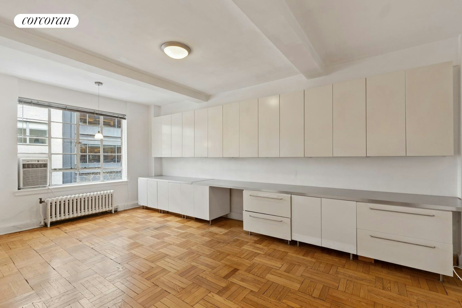 #1 photo, 140 E 40TH Street, 맨해튼 Murray Hill , NY 10016