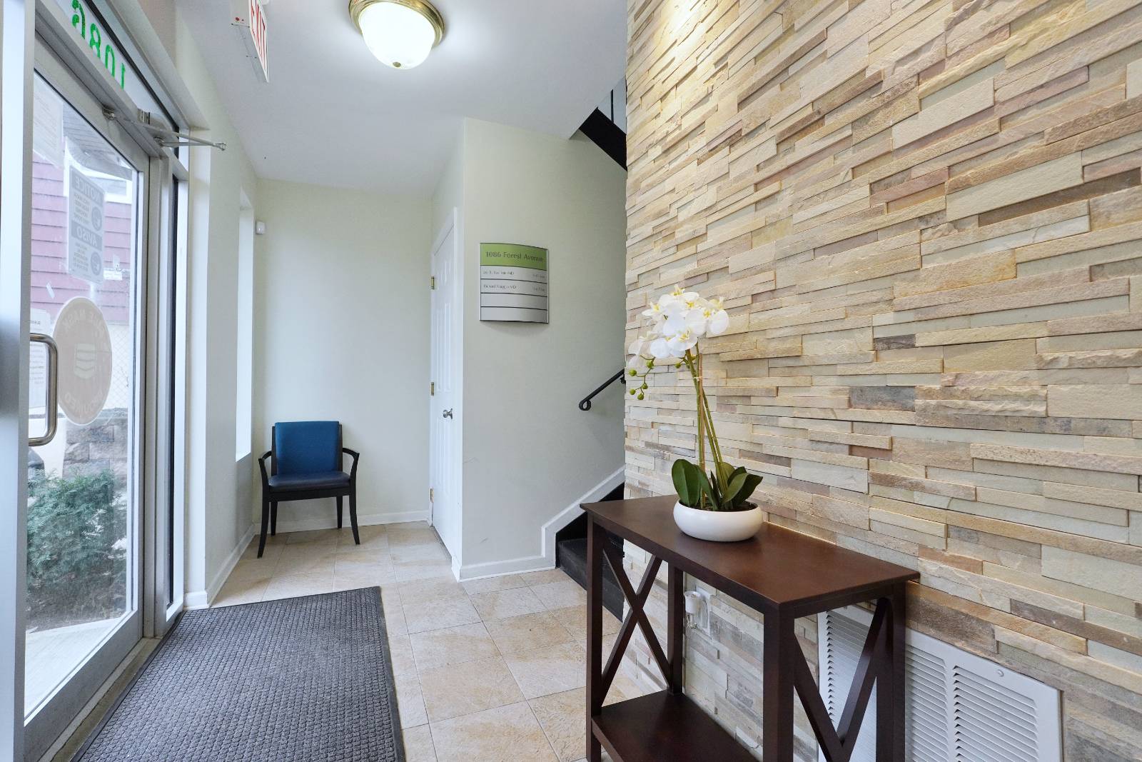 #4 photo, 1086 Forest Ave, スタテンアイランド Staten Island , NY 10310