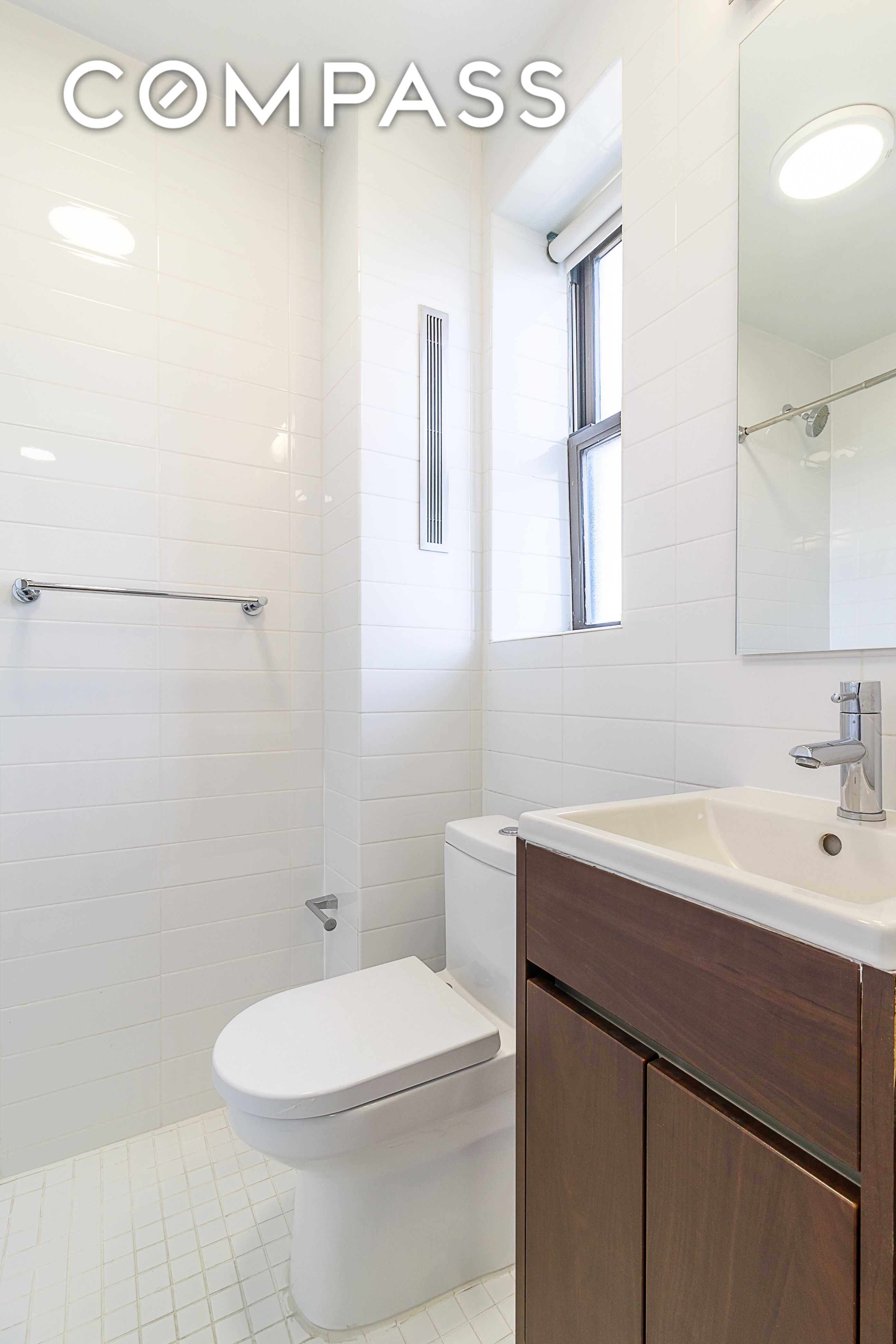 #1 photo, 166 W 75th Street, Upper West Side , NY 10023