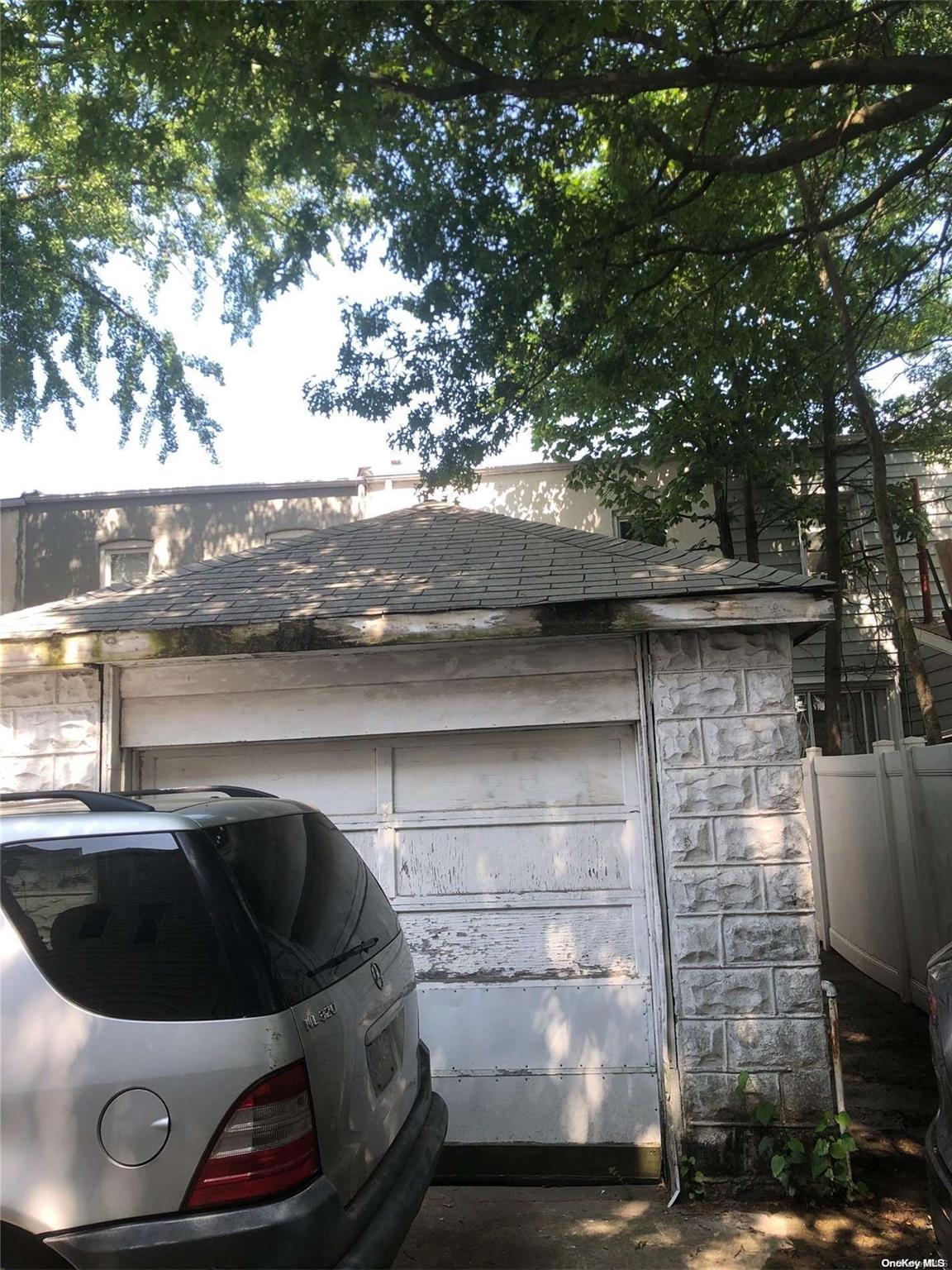 #15 photo, 93-06 95th Street, Woodhaven , NY 11421