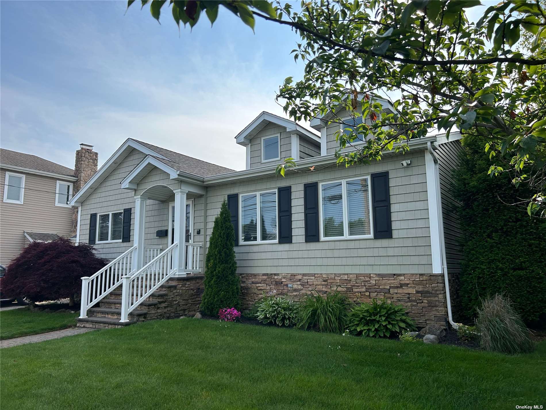 #1 photo, 266 Division Avenue, Massapequa , NY 11758