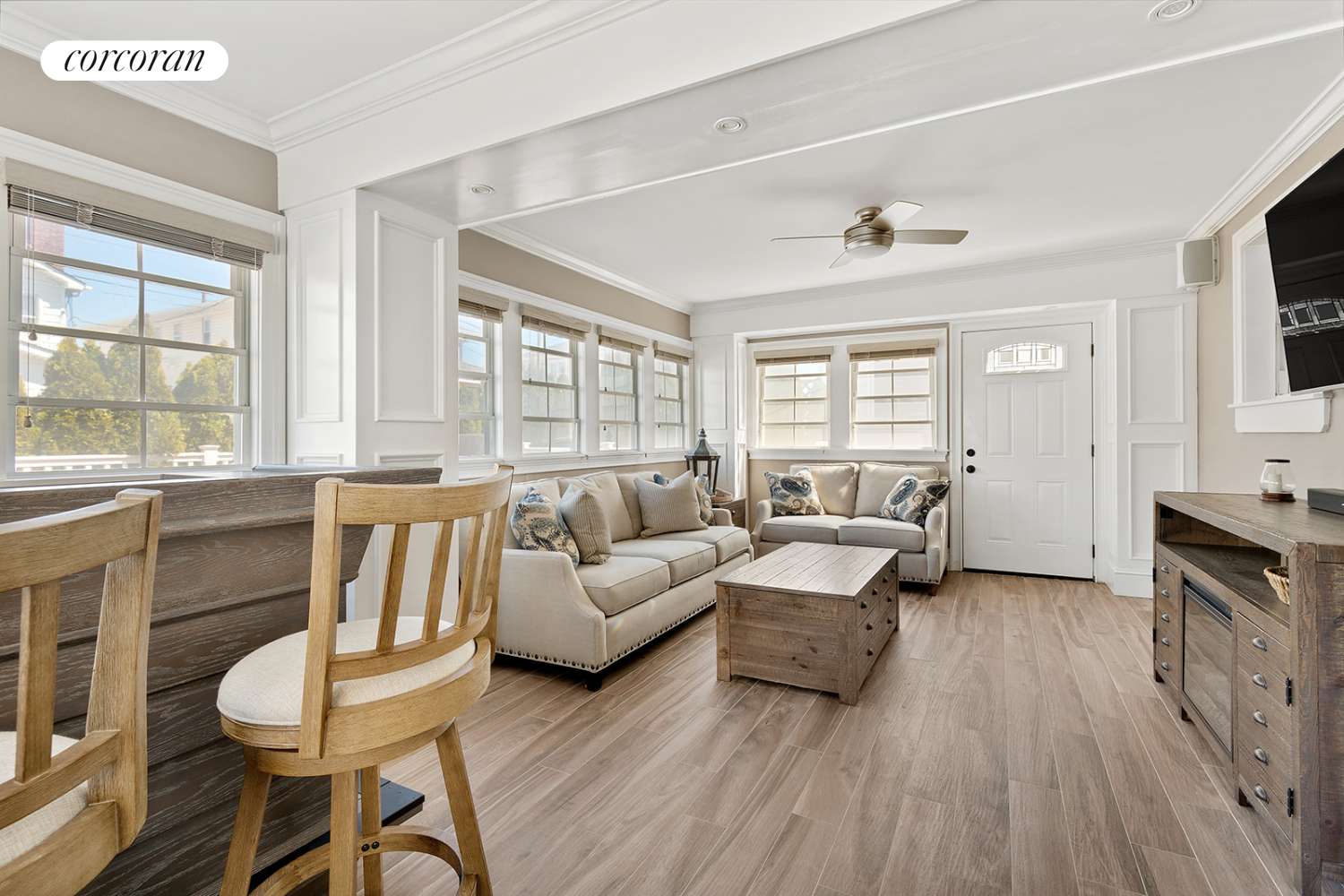 #5 photo, 103 BEACH 221ST Street, קווינס Breezy Point , NY 11697