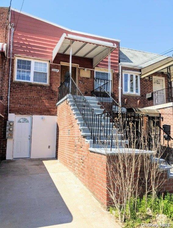 #2 photo, 1054 E 105th Street, ブルックリン区 Brooklyn , NY 11236