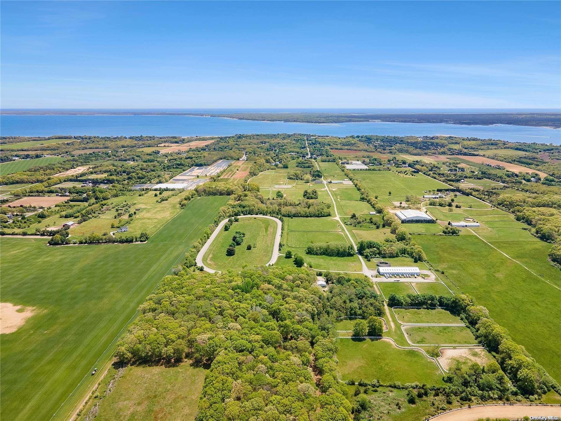 #9 photo, 1394 Main Road, サフォーク郡 Jamesport , NY 11947